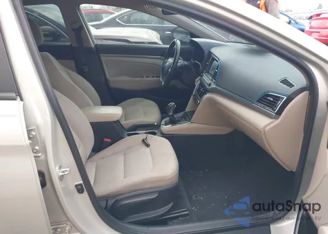 2017 Hyundai Elantra Se/Value/Limited z USA, uszkodzony, nr VIN 5NPD84LF5HH107142